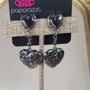 Paparazzi Intricate Silver Heart Earrings